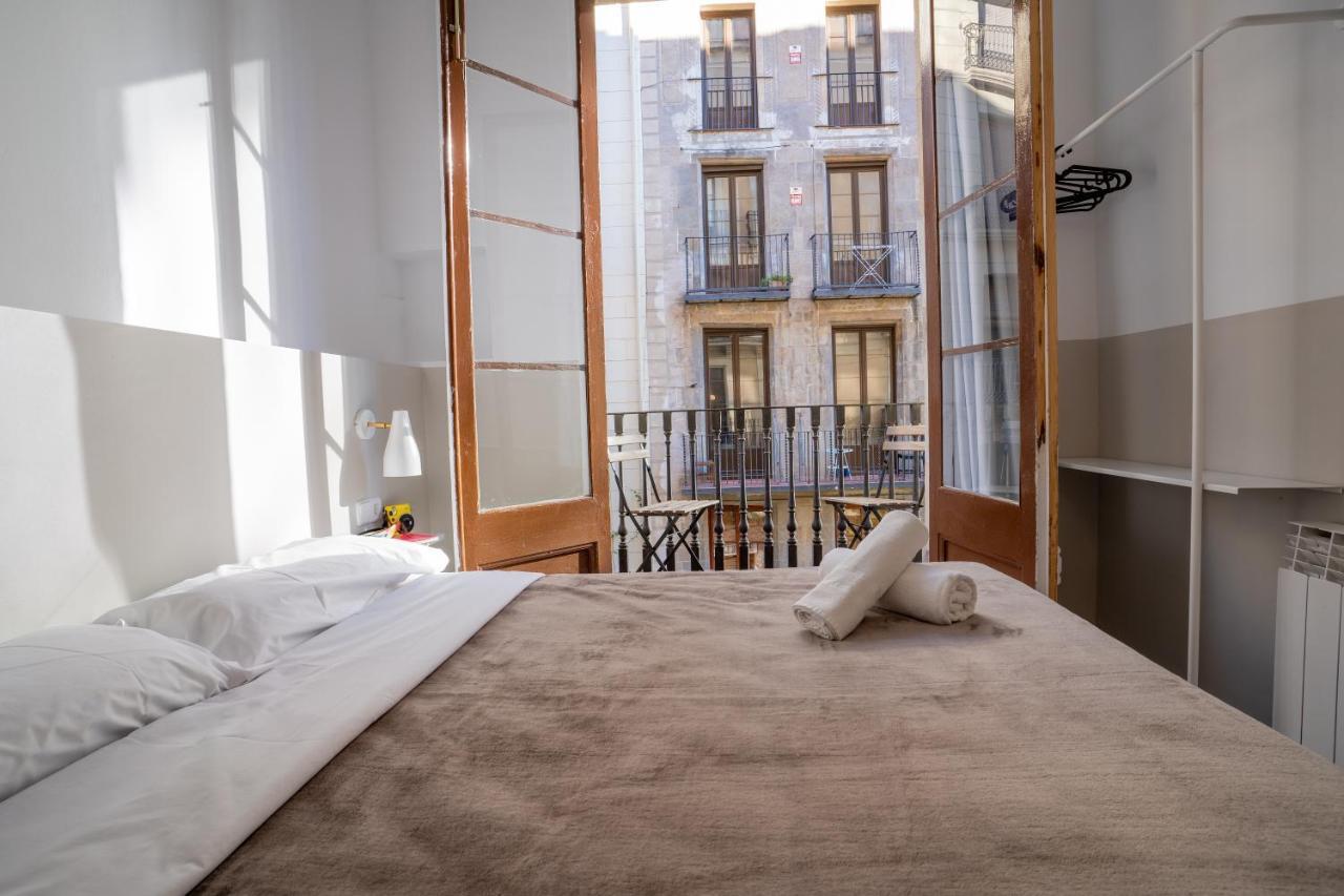 Hostal Hera Barcelona Luaran gambar